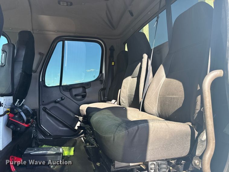 image for item EG1949 2012 Freightliner Business Class M2 crane truck