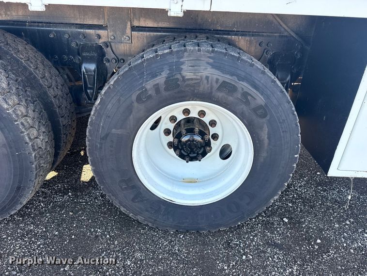 image for item EG1949 2012 Freightliner Business Class M2 crane truck