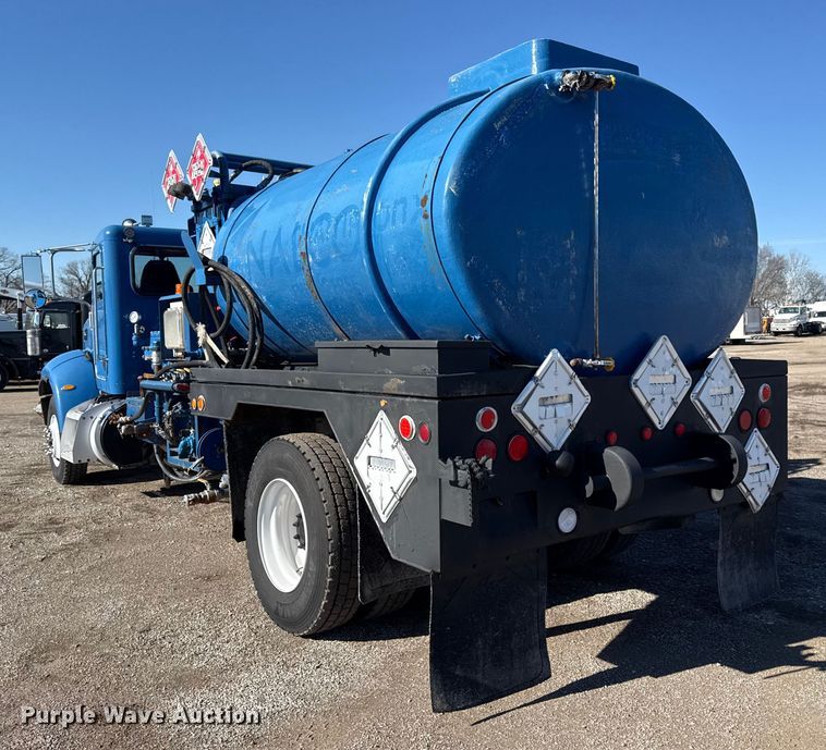 image for item EG1950 2014 Peterbilt 337 tank truck