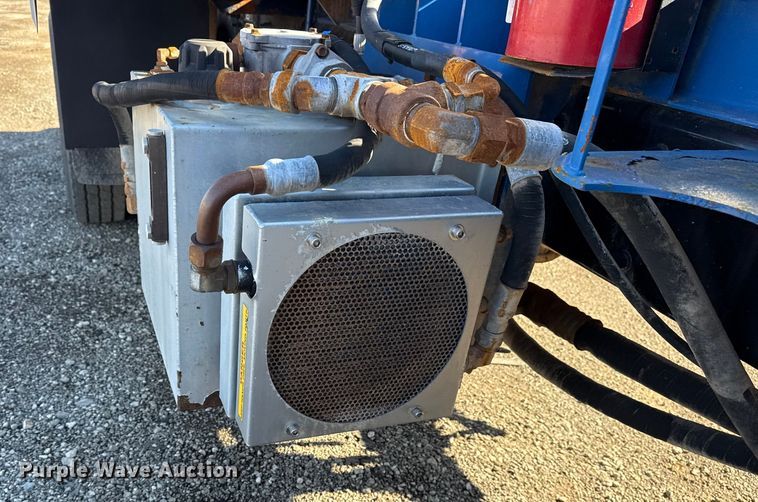 image for item EG1950 2014 Peterbilt 337 tank truck