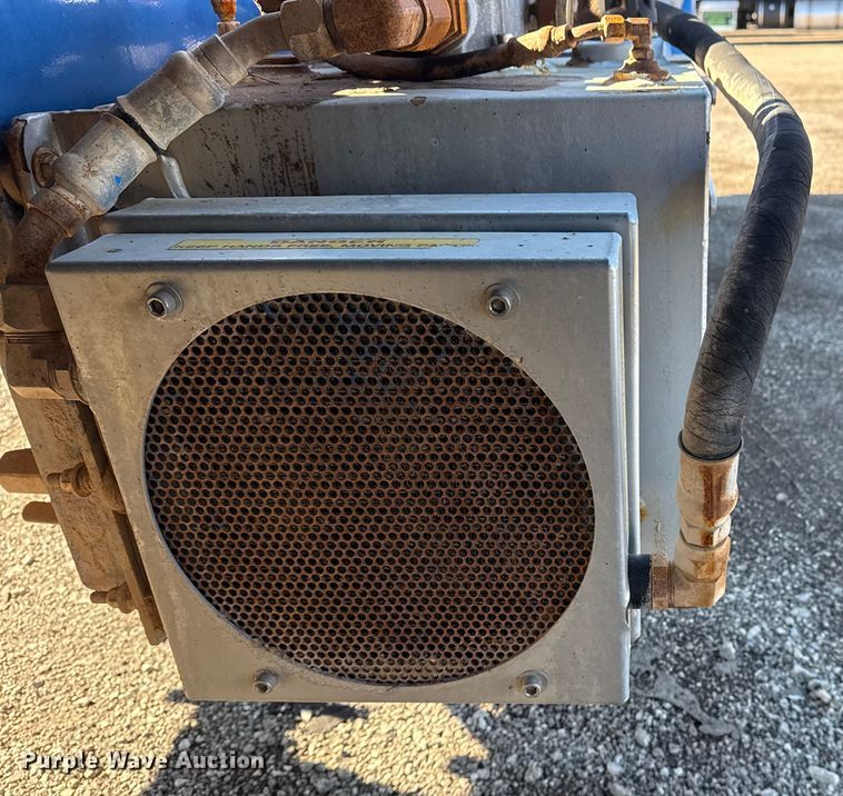 image for item EG1950 2014 Peterbilt 337 tank truck