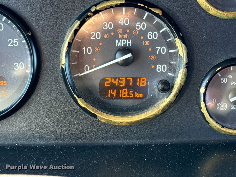 image for item EG1950 2014 Peterbilt 337 tank truck