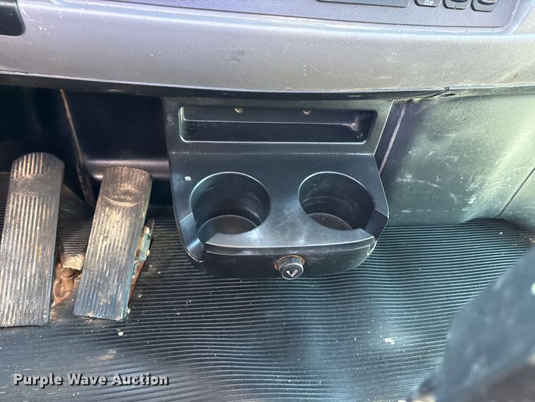 image for item EG1950 2014 Peterbilt 337 tank truck