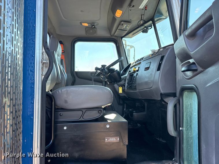 image for item EG1950 2014 Peterbilt 337 tank truck