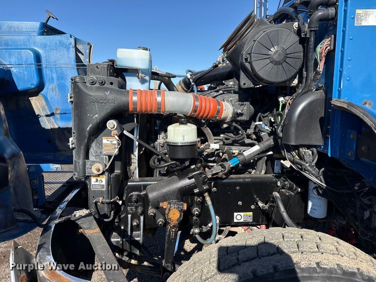 image for item EG1950 2014 Peterbilt 337 tank truck