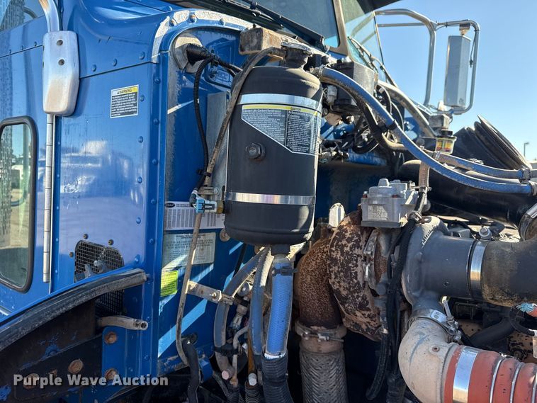 image for item EG1950 2014 Peterbilt 337 tank truck