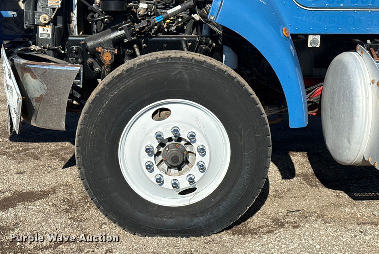 image for item EG1950 2014 Peterbilt 337 tank truck