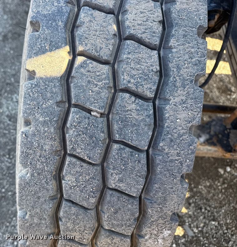 image for item EG1950 2014 Peterbilt 337 tank truck