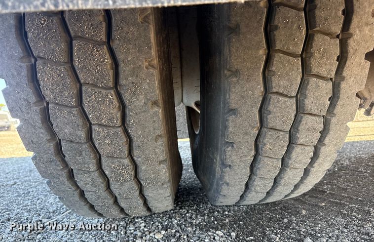 image for item EG1950 2014 Peterbilt 337 tank truck