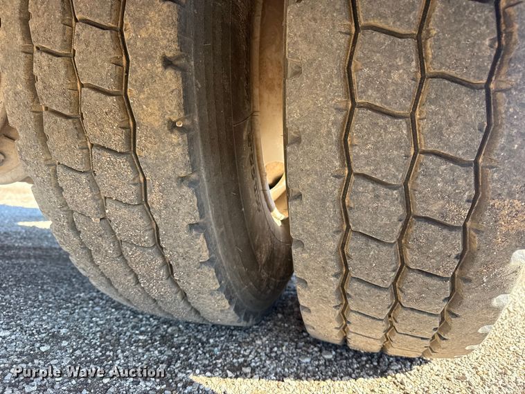 image for item EG1950 2014 Peterbilt 337 tank truck