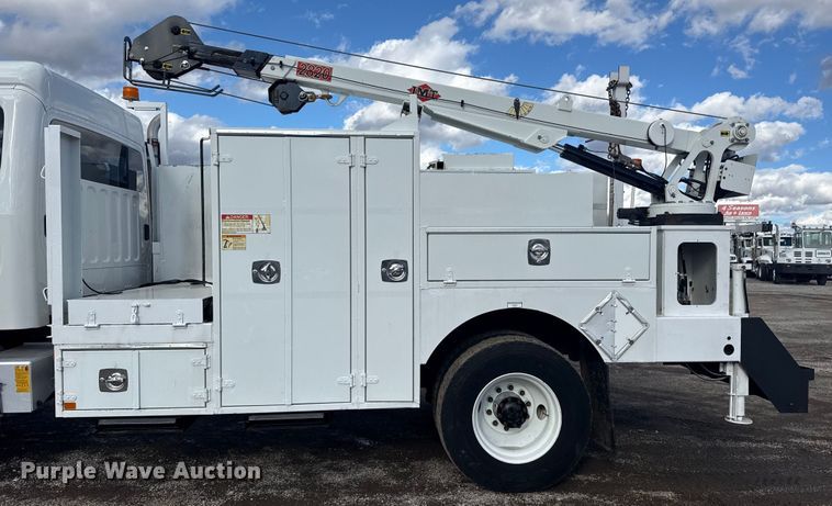 image for item EG1951 2015 Freightliner Business Class M2 utility / service truck