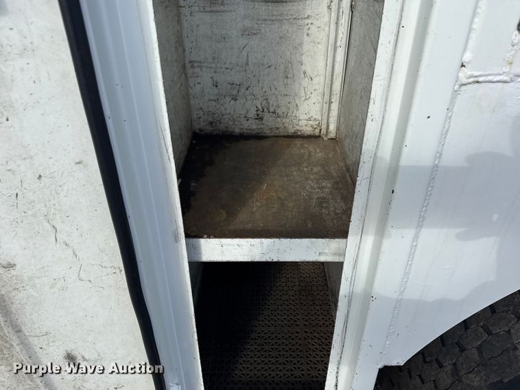 image for item EG1951 2015 Freightliner Business Class M2 utility / service truck