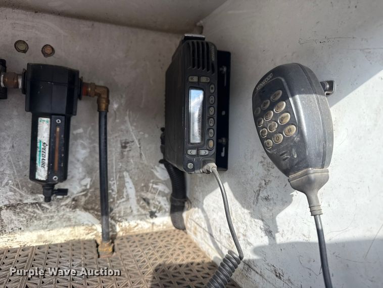 image for item EG1951 2015 Freightliner Business Class M2 utility / service truck