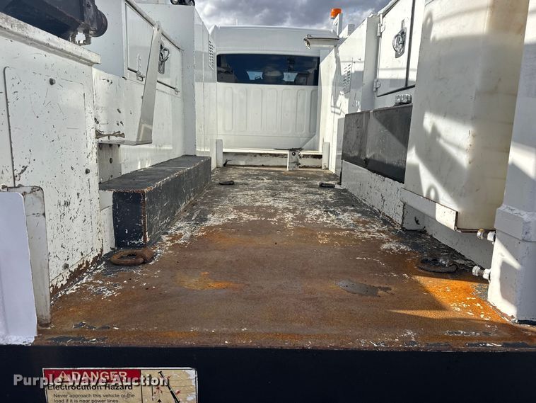 image for item EG1951 2015 Freightliner Business Class M2 utility / service truck