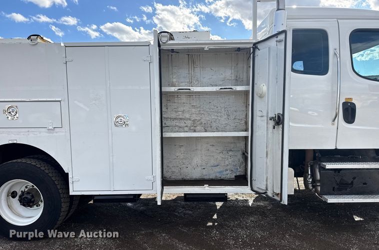 image for item EG1951 2015 Freightliner Business Class M2 utility / service truck