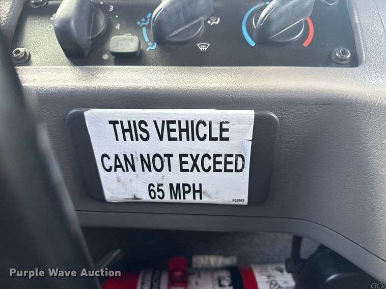 image for item EG1951 2015 Freightliner Business Class M2 utility / service truck