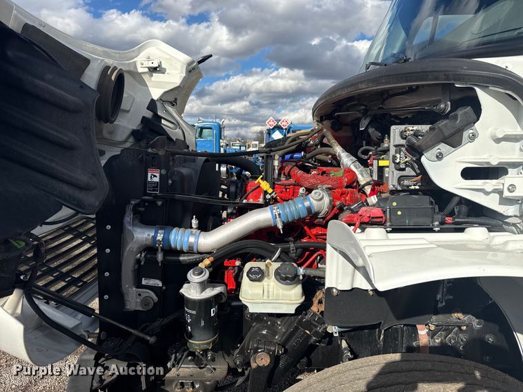 image for item EG1951 2015 Freightliner Business Class M2 utility / service truck