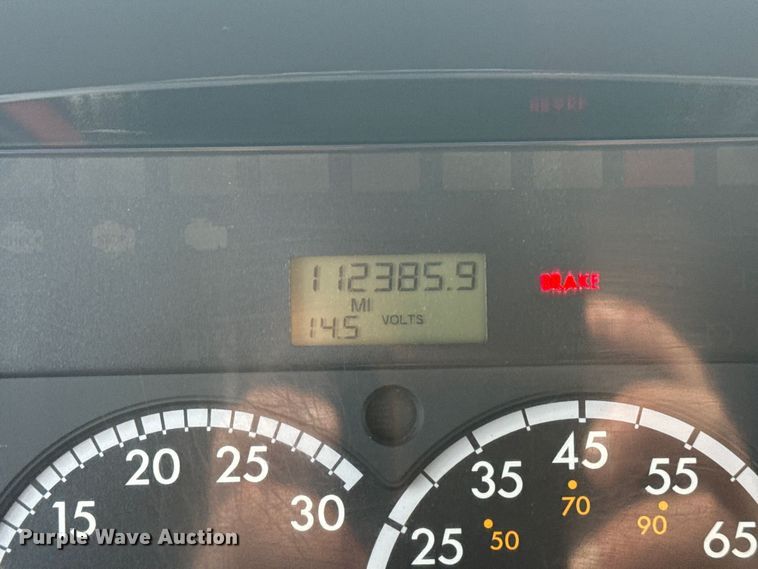 image for item EG1951 2015 Freightliner Business Class M2 utility / service truck