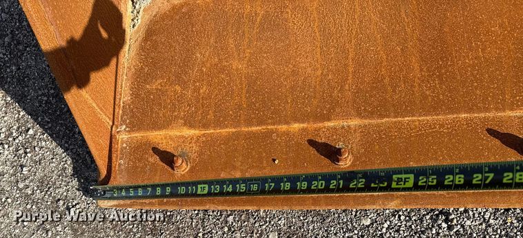 image for item EG1952 John Deere 310J backhoe