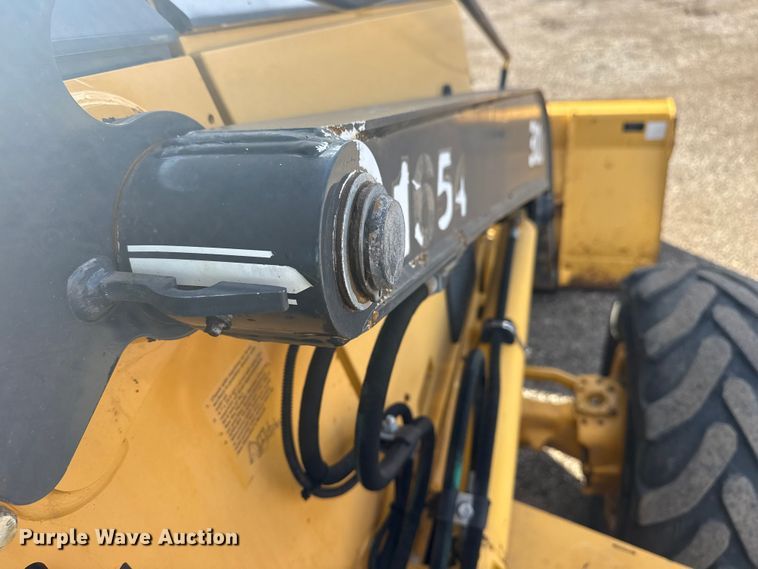 image for item EG1952 John Deere 310J backhoe