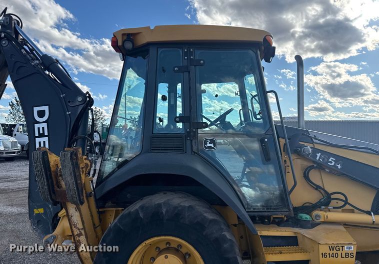 image for item EG1952 John Deere 310J backhoe