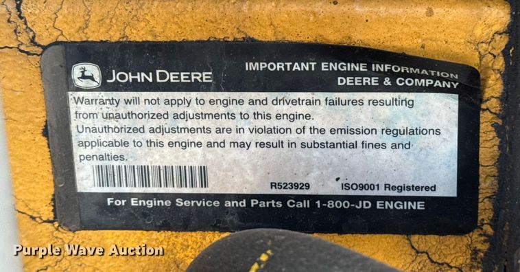 image for item EG1952 John Deere 310J backhoe