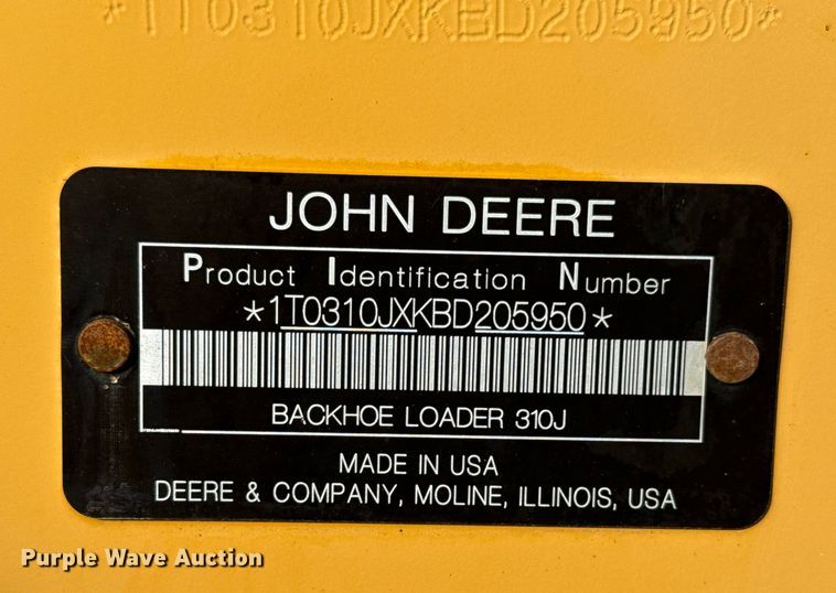 image for item EG1952 John Deere 310J backhoe