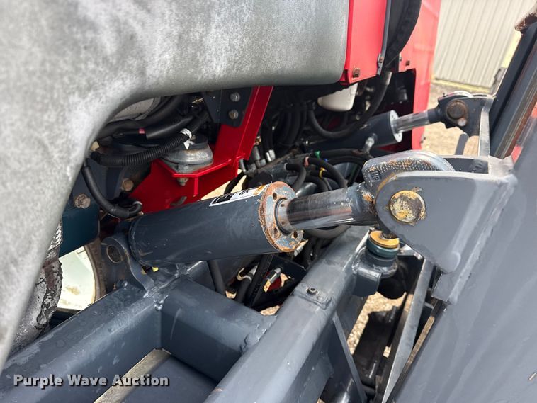 image for item EG1955 2011 Moffett M55.4 forklift