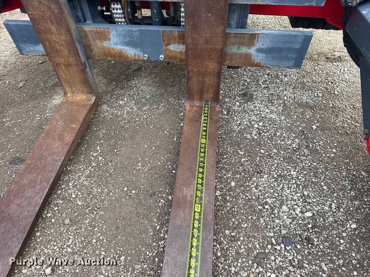 image for item EG1955 2011 Moffett M55.4 forklift