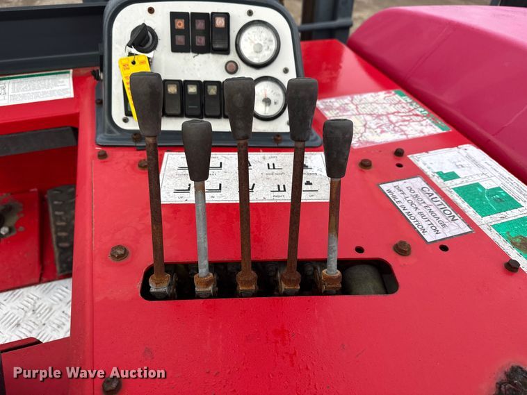 image for item EG1955 2011 Moffett M55.4 forklift