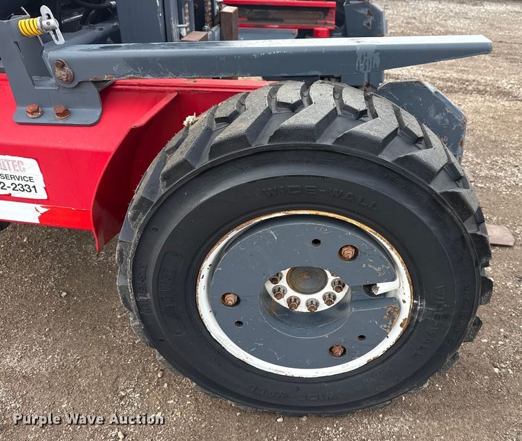 image for item EG1955 2011 Moffett M55.4 forklift