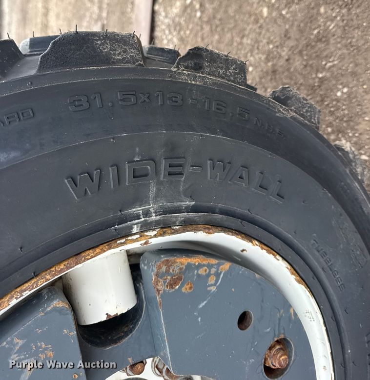 image for item EG1955 2011 Moffett M55.4 forklift