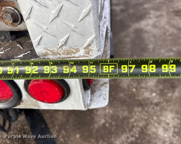 image for item EG1956 2014 International 7600 digger derrick truck