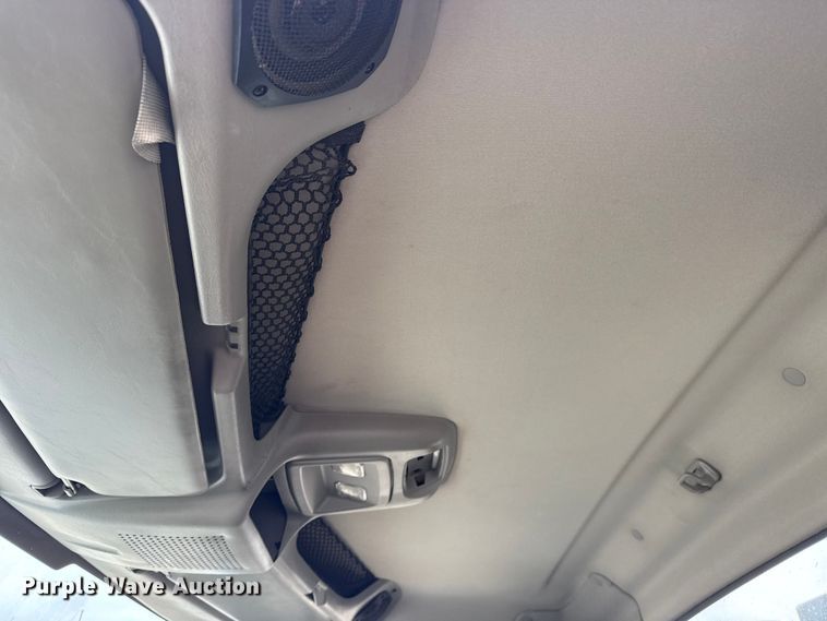 image for item EG1956 2014 International 7600 digger derrick truck