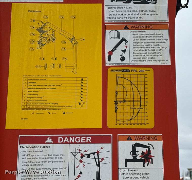 image for item EG1958 2007 Freightliner Business Class M2 grapple truck