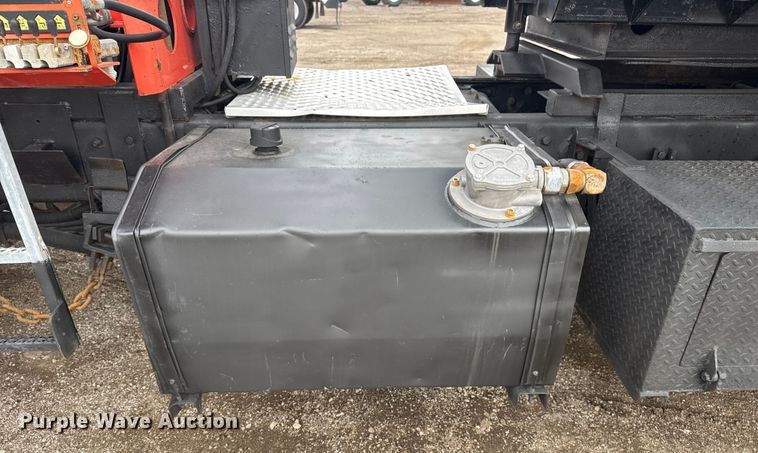 image for item EG1958 2007 Freightliner Business Class M2 grapple truck