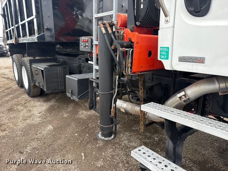 image for item EG1958 2007 Freightliner Business Class M2 grapple truck