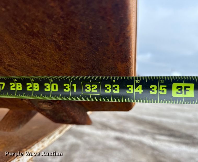 image for item EG1958 2007 Freightliner Business Class M2 grapple truck