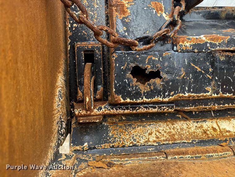 image for item EG1958 2007 Freightliner Business Class M2 grapple truck