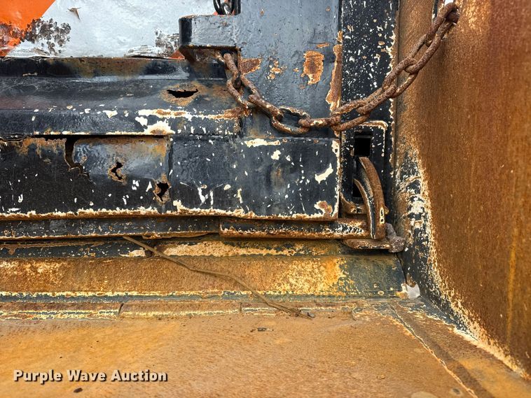 image for item EG1958 2007 Freightliner Business Class M2 grapple truck