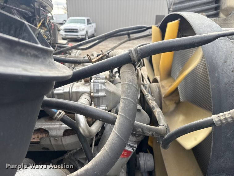 image for item EG1958 2007 Freightliner Business Class M2 grapple truck