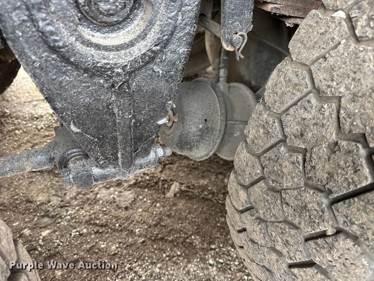 image for item EG1958 2007 Freightliner Business Class M2 grapple truck