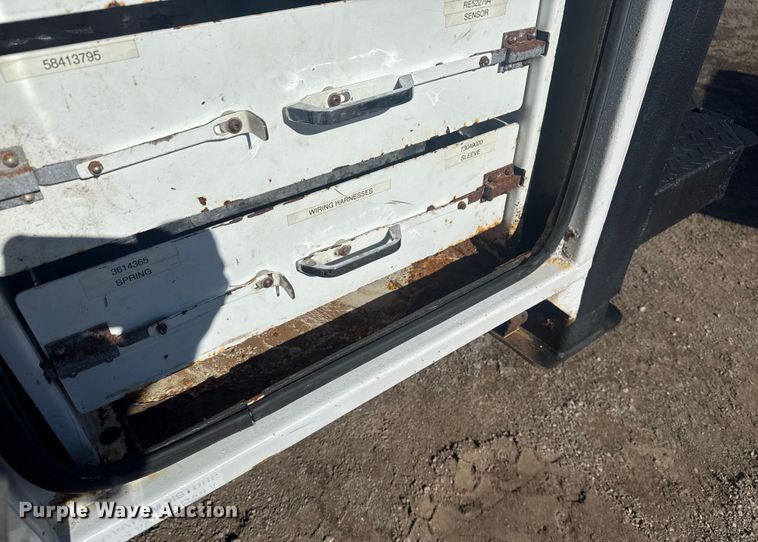 image for item EG1959 2010 Freightliner Business Class M2 utility / service truck