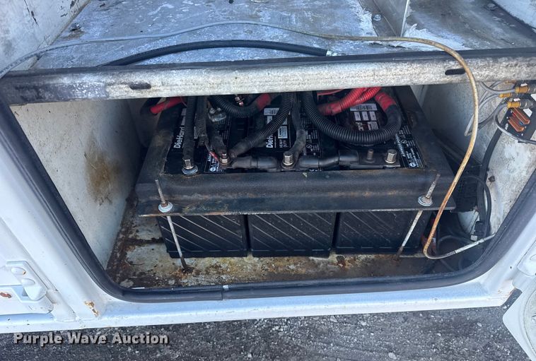 image for item EG1959 2010 Freightliner Business Class M2 utility / service truck