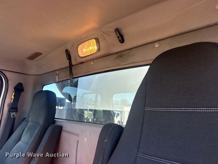 image for item EG1959 2010 Freightliner Business Class M2 utility / service truck