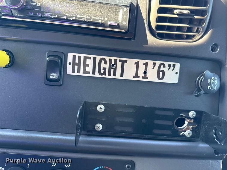 image for item EG1959 2010 Freightliner Business Class M2 utility / service truck