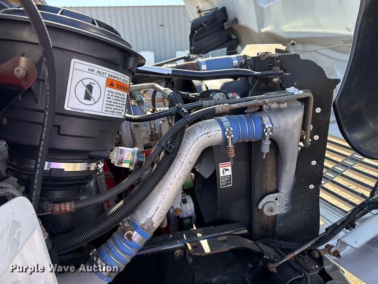 image for item EG1959 2010 Freightliner Business Class M2 utility / service truck