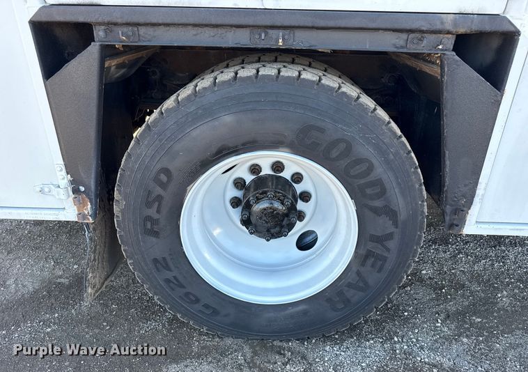 image for item EG1959 2010 Freightliner Business Class M2 utility / service truck