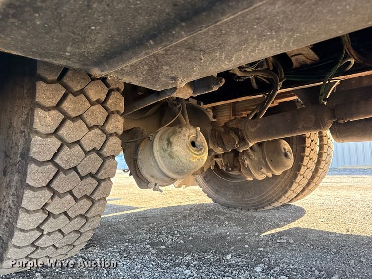 image for item EG1959 2010 Freightliner Business Class M2 utility / service truck