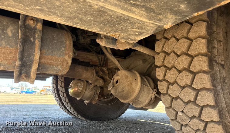 image for item EG1959 2010 Freightliner Business Class M2 utility / service truck